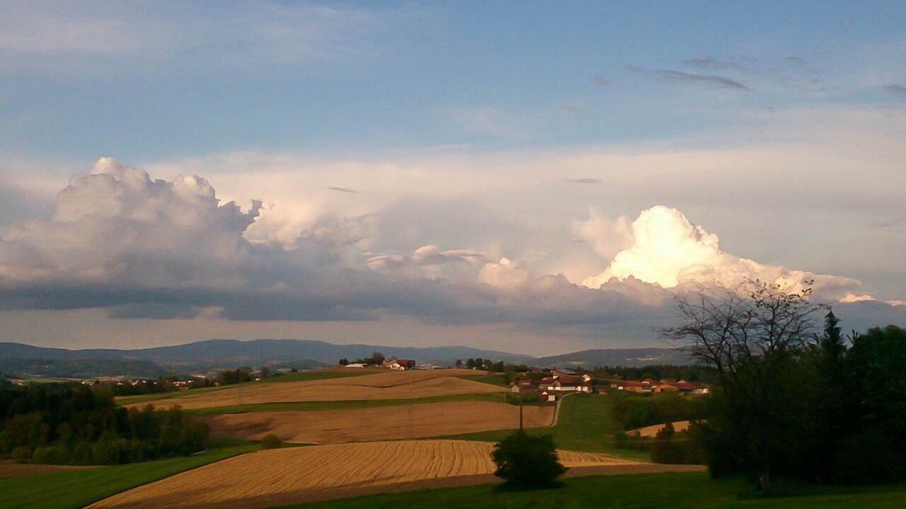 Ferienwohnung Im Bayerischen Wald Tittling Exterior foto